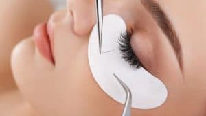 Extensiones de pestañas