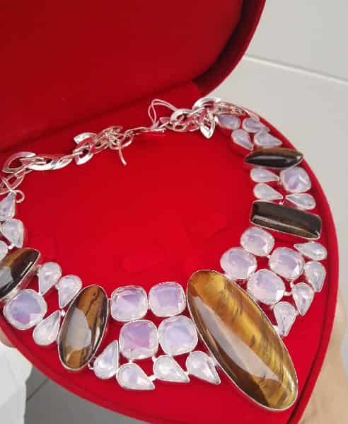 Collar de piedras naturales - ojo de tigre